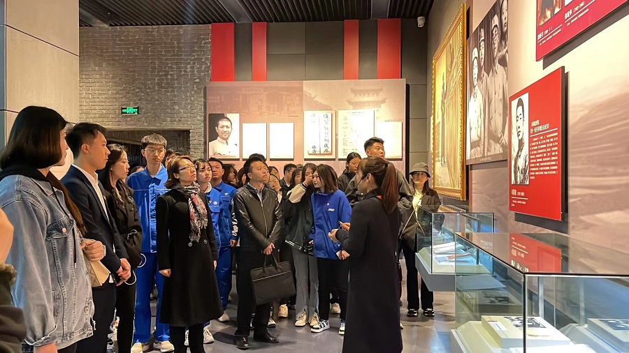 1680580315512021137.jpg 2.jpg