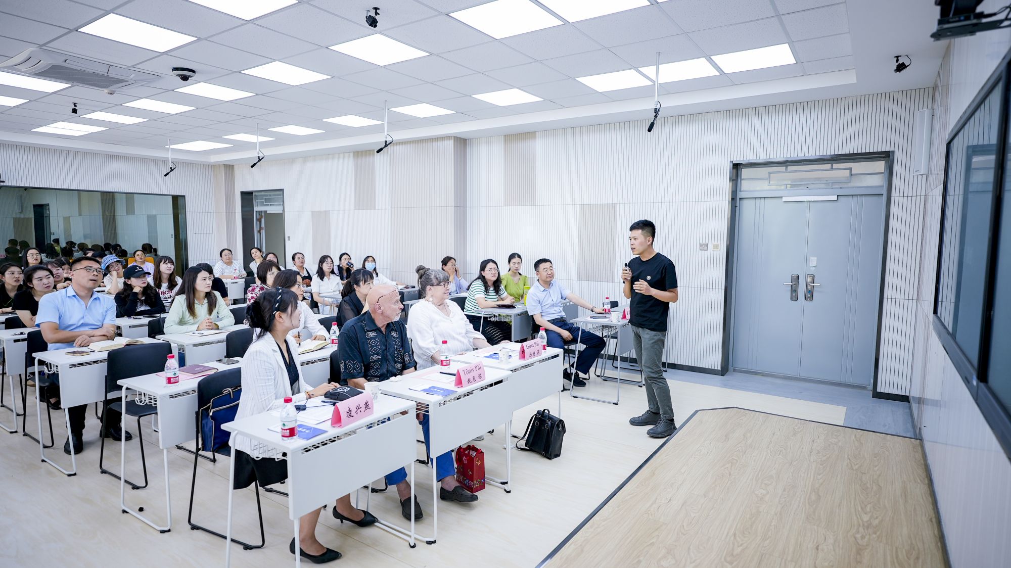 1720004385405028456.jpg 4.jpg